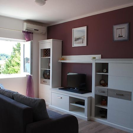 Ante Carov Apartment Verunic Luaran gambar