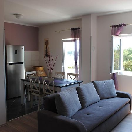 Ante Carov Apartment Verunic Luaran gambar