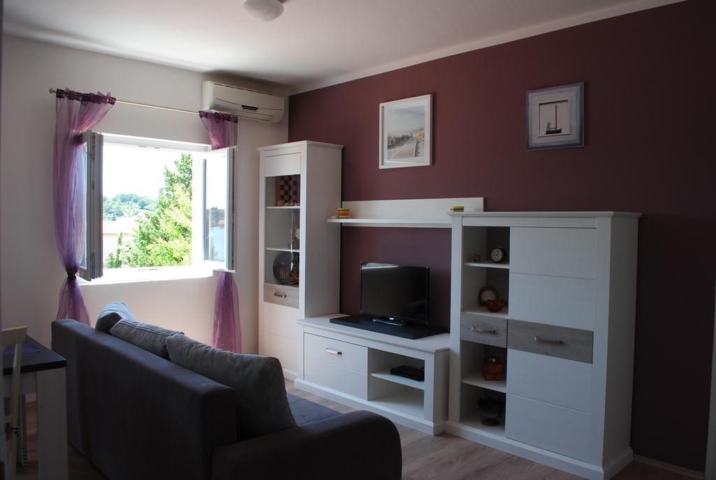 Ante Carov Apartment Verunic Luaran gambar