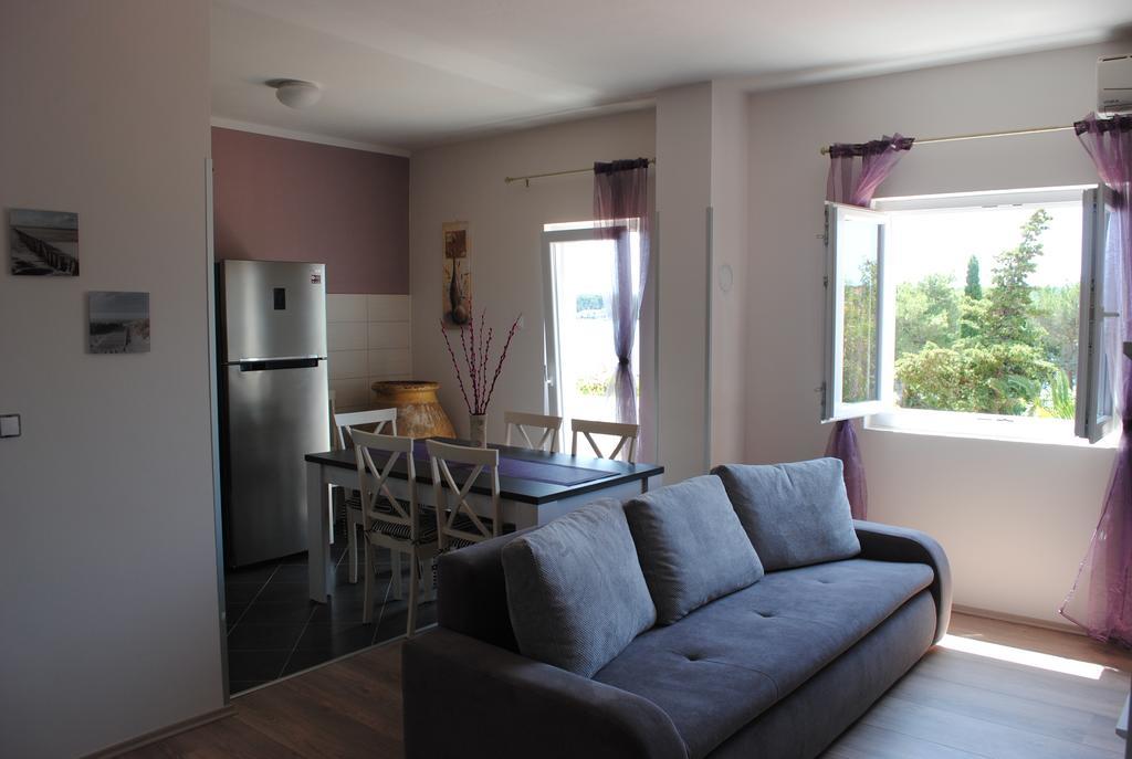 Ante Carov Apartment Verunic Luaran gambar